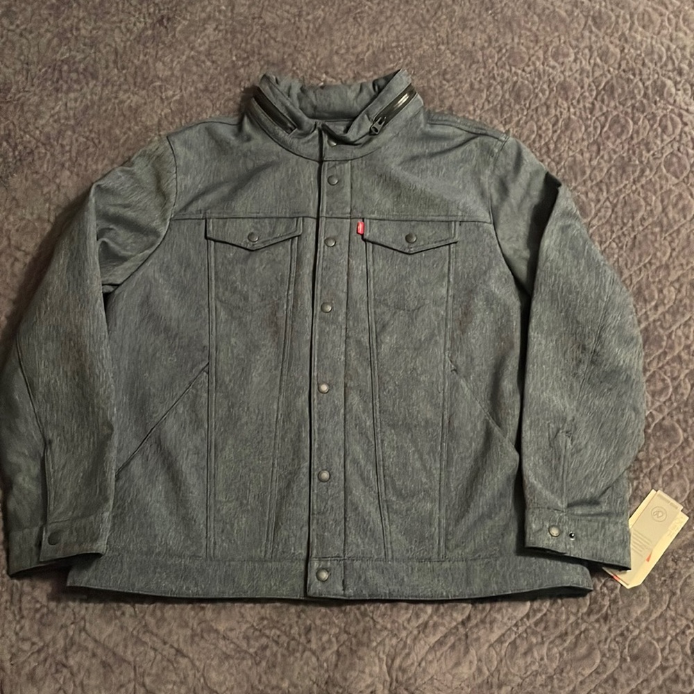 Levi’s Men’s Soft Shell Commuter Trucker Jacket